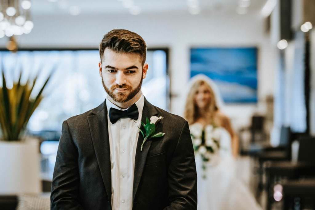 first look wedding photos